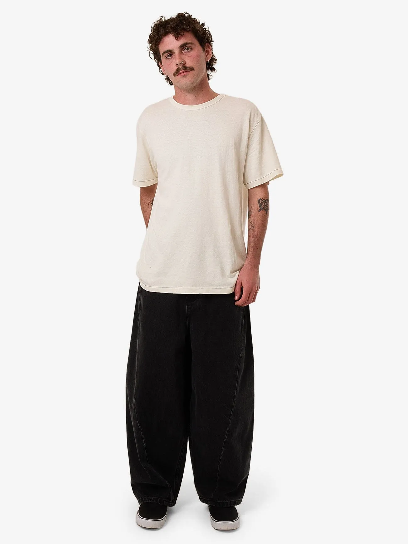 Barrel Leg Denim Jean - Aged Black