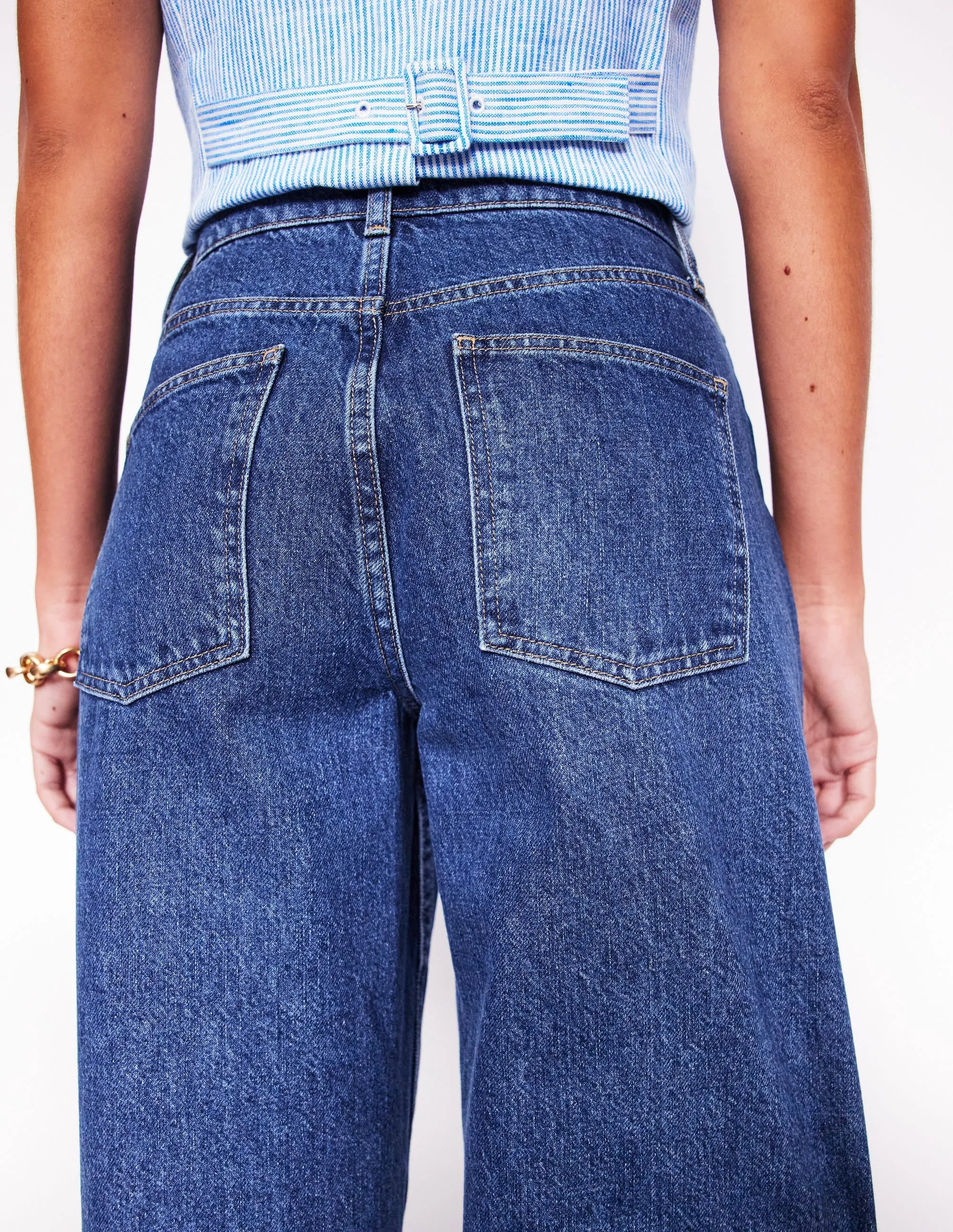 Barrel Leg Jeans-Mid Vintage