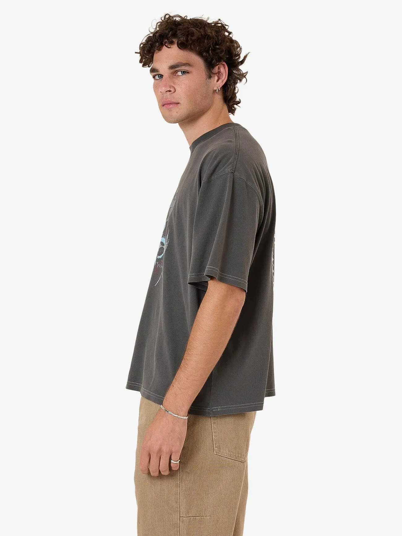 Bitter End Box Fit Oversize Short Tee - Merch Black