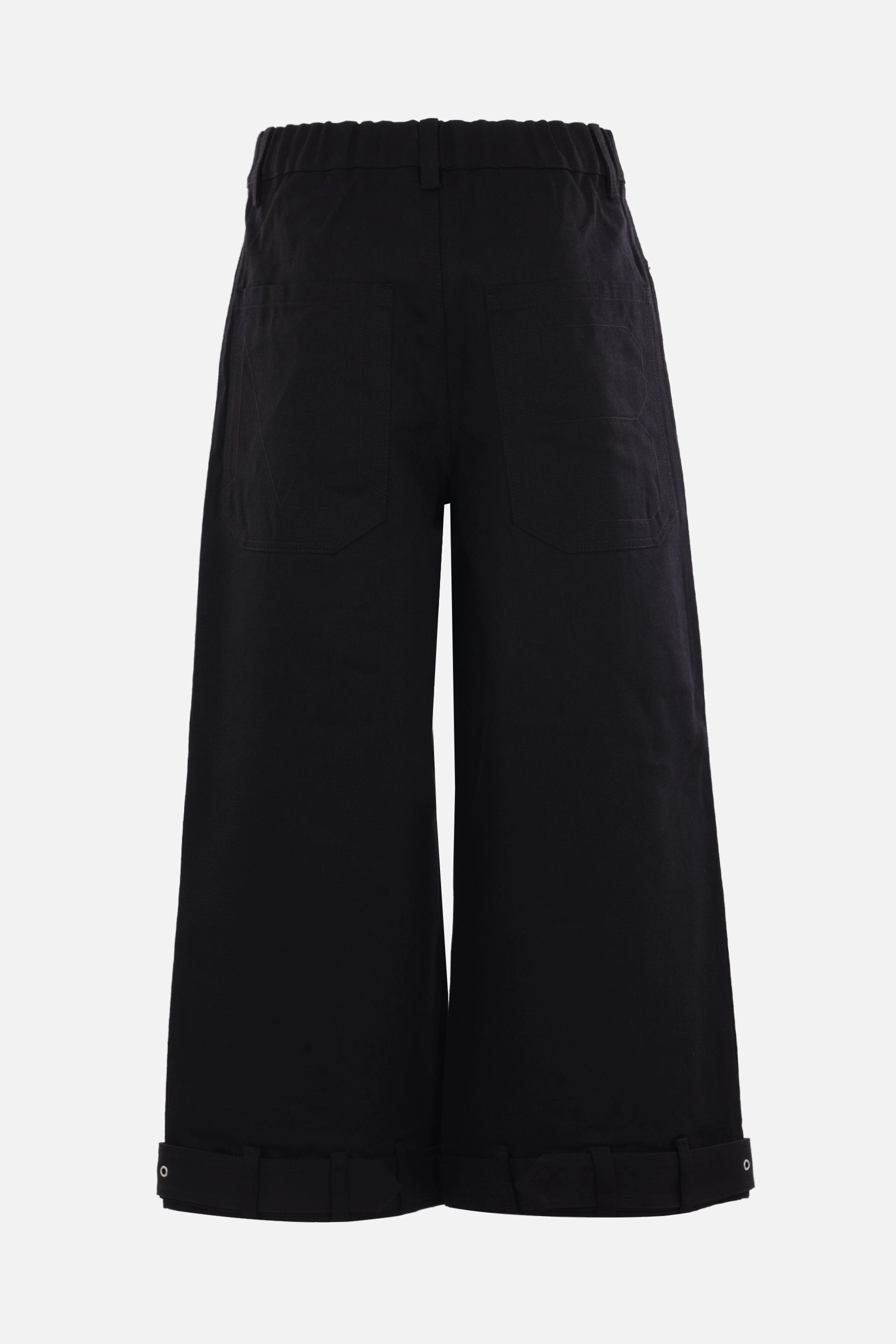 cropped denim jeans with belts
