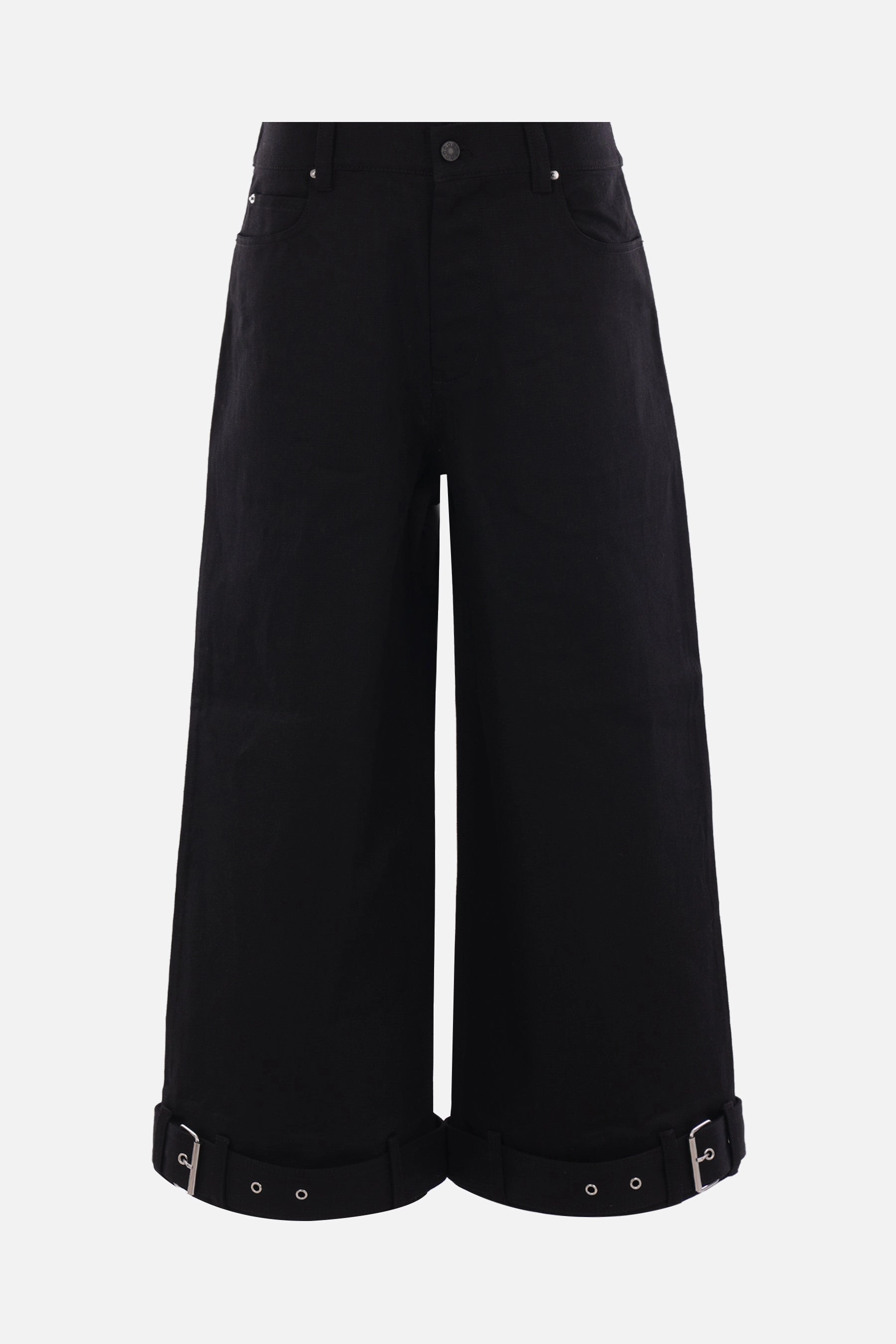 cropped denim jeans with belts