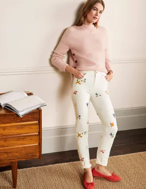 Girlfriend Jeans-Ecru. Embroidery