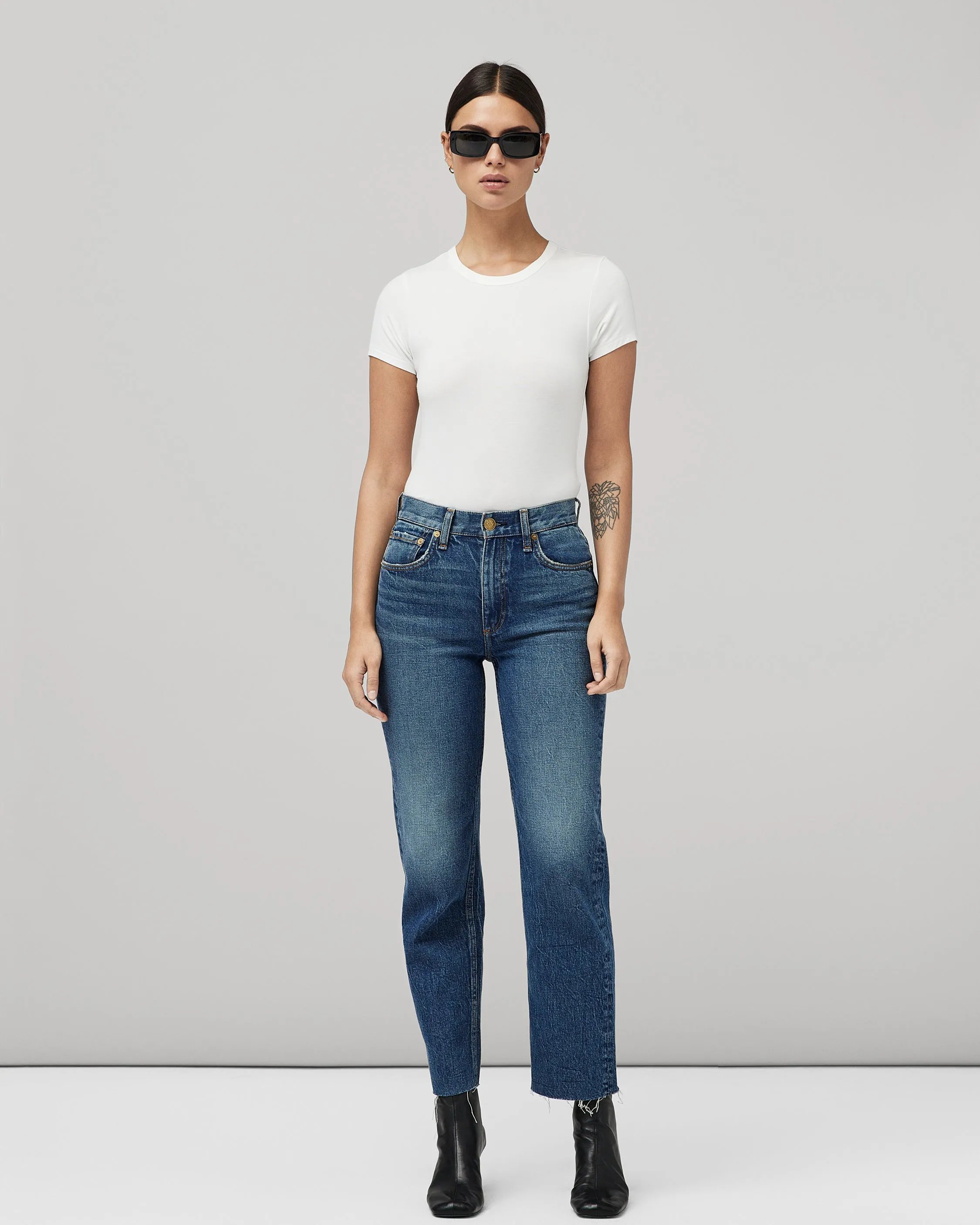 Harlow Mid-Rise Straight Jeans