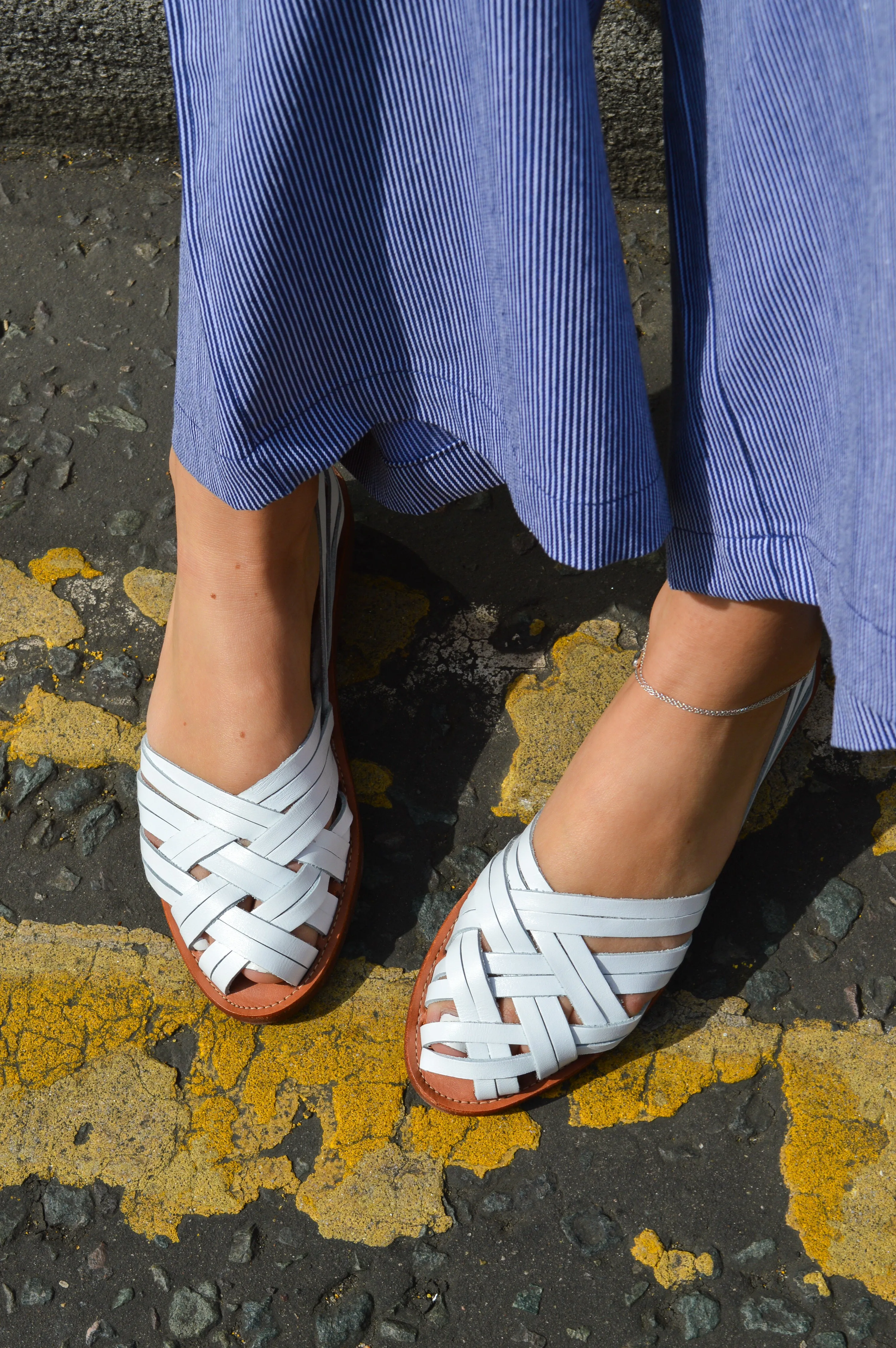 Leon & Harper Costa White Sandals