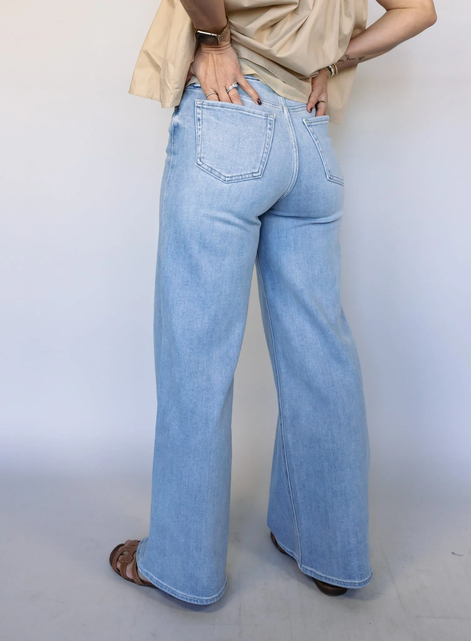 Lyle Wide Leg Jeans