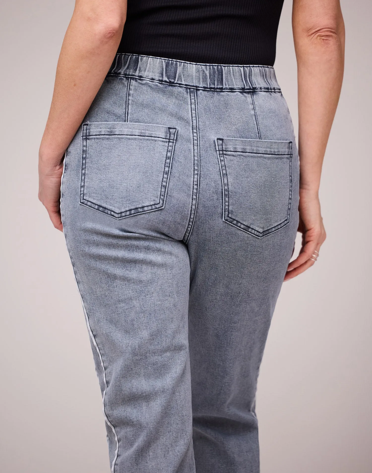 Malia Jogger Ocean Side