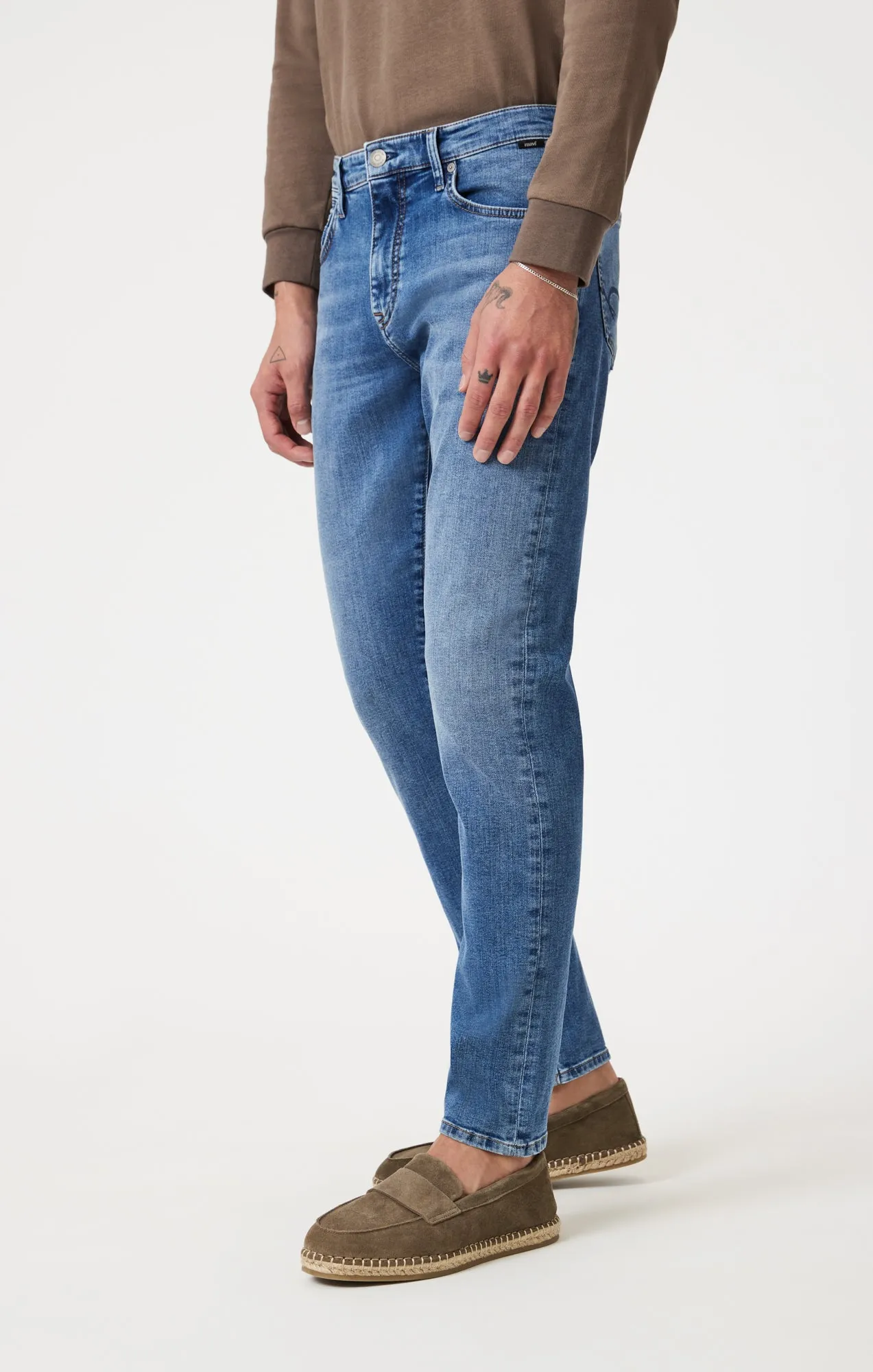 MARCUS SLIM STRAIGHT LEG IN USED WILLIAMSBURG