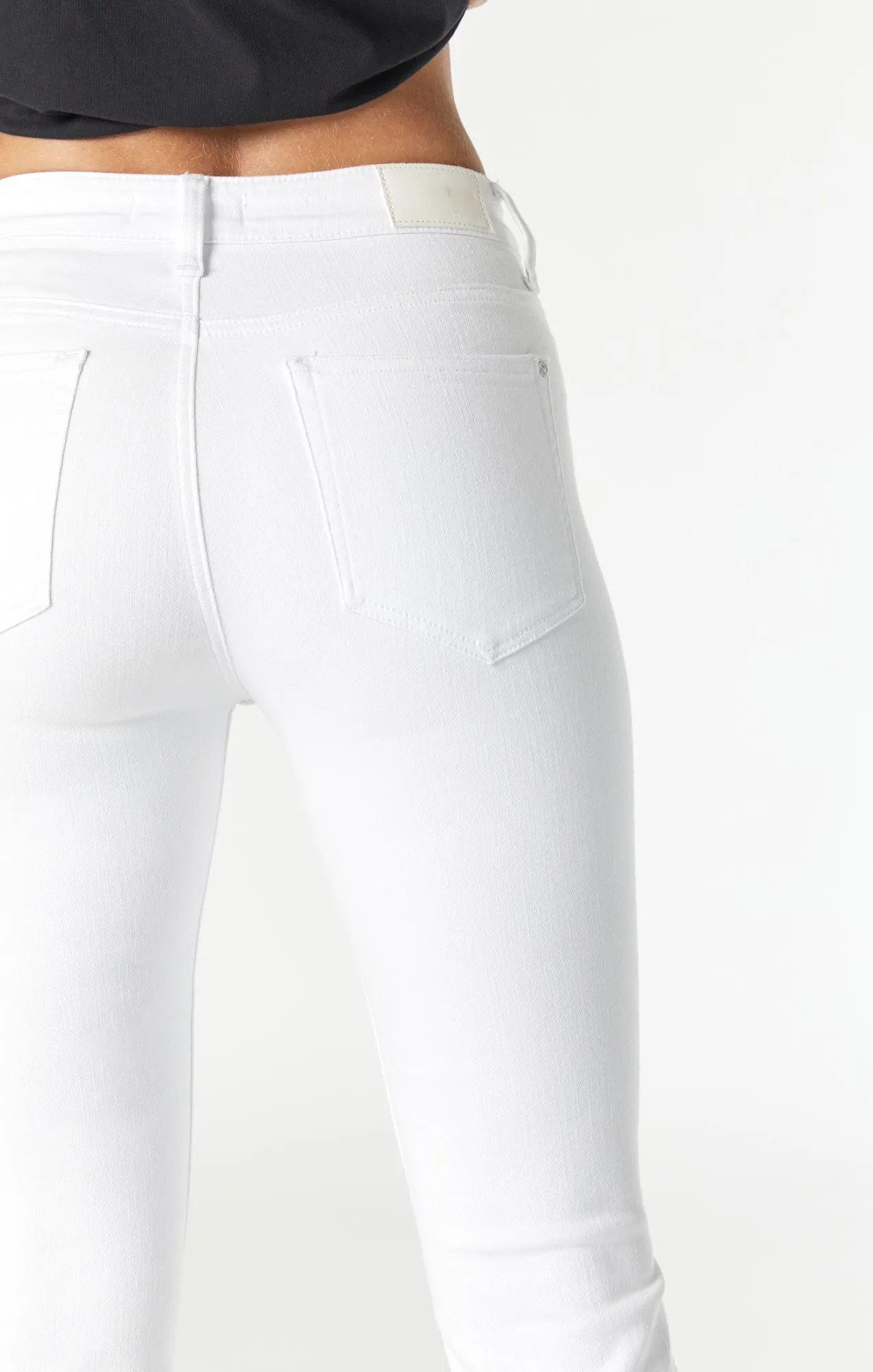 MARIA FLARE IN WHITE LA BLUE