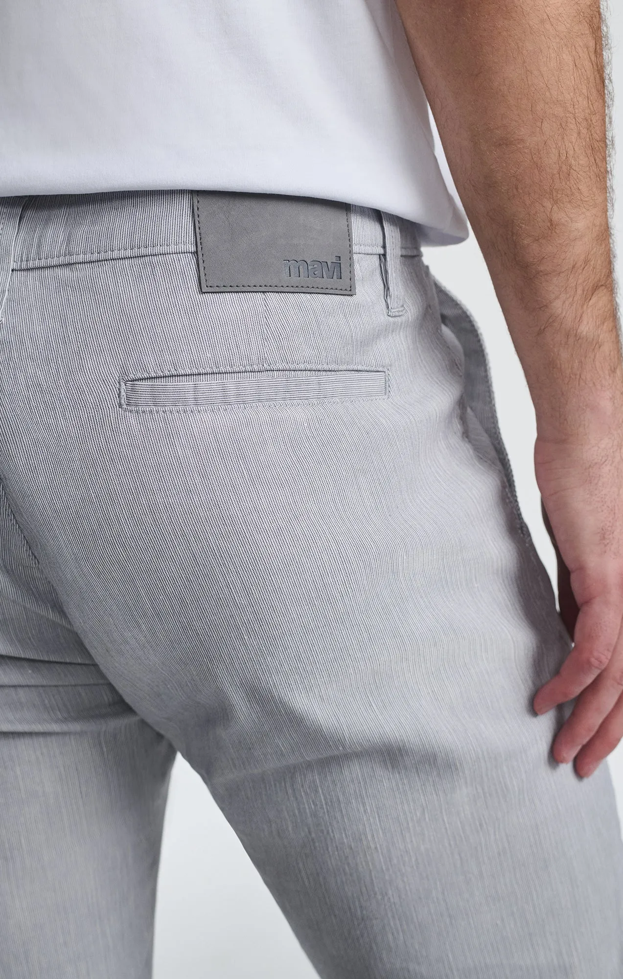 MILTON SLIM STRAIGHT CHINO IN LIGHT GREY LINEN STRIPE