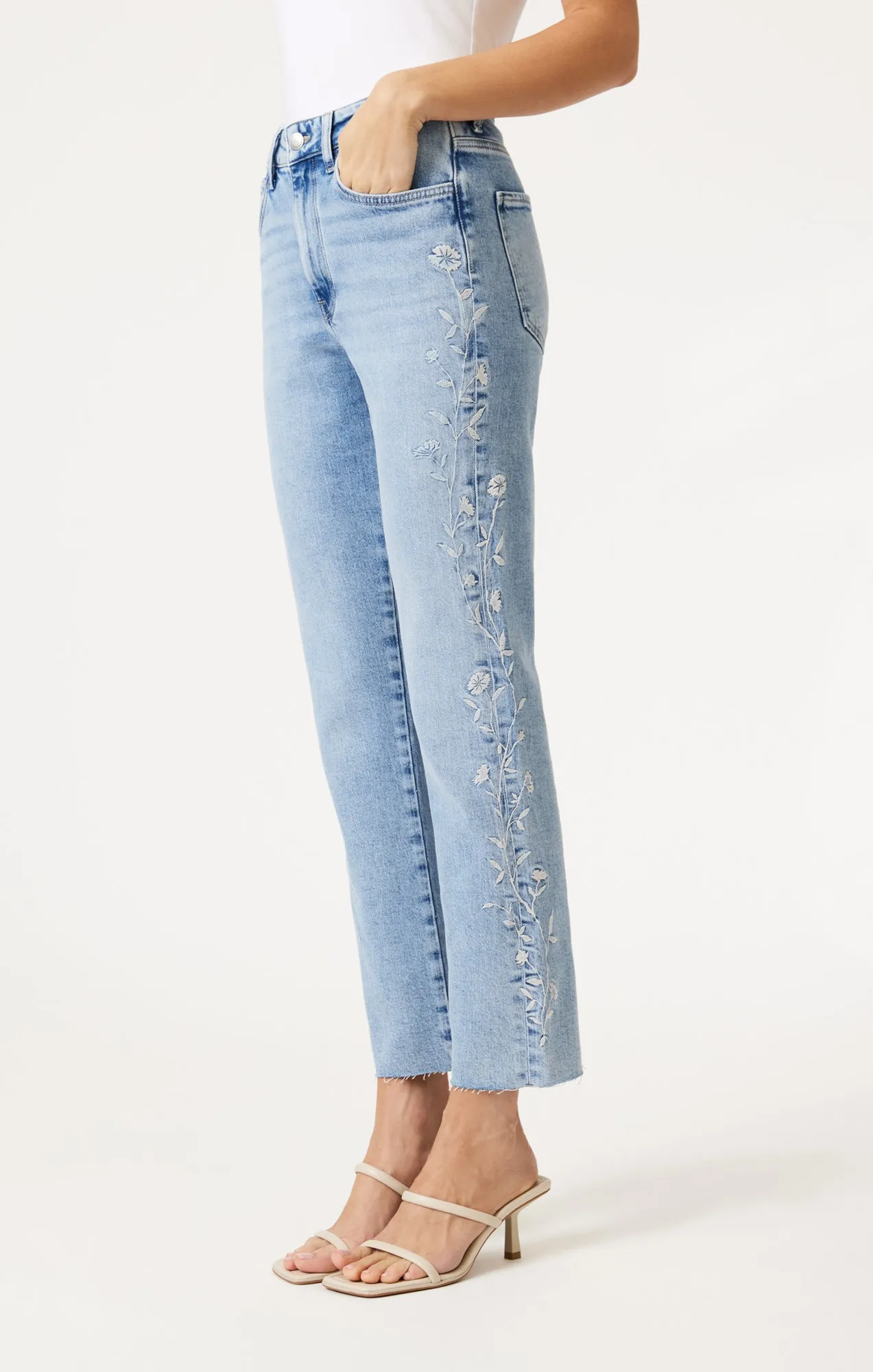 NEW YORK STRAIGHT LEG IN LIGHT BLUE BLOOM DENIM