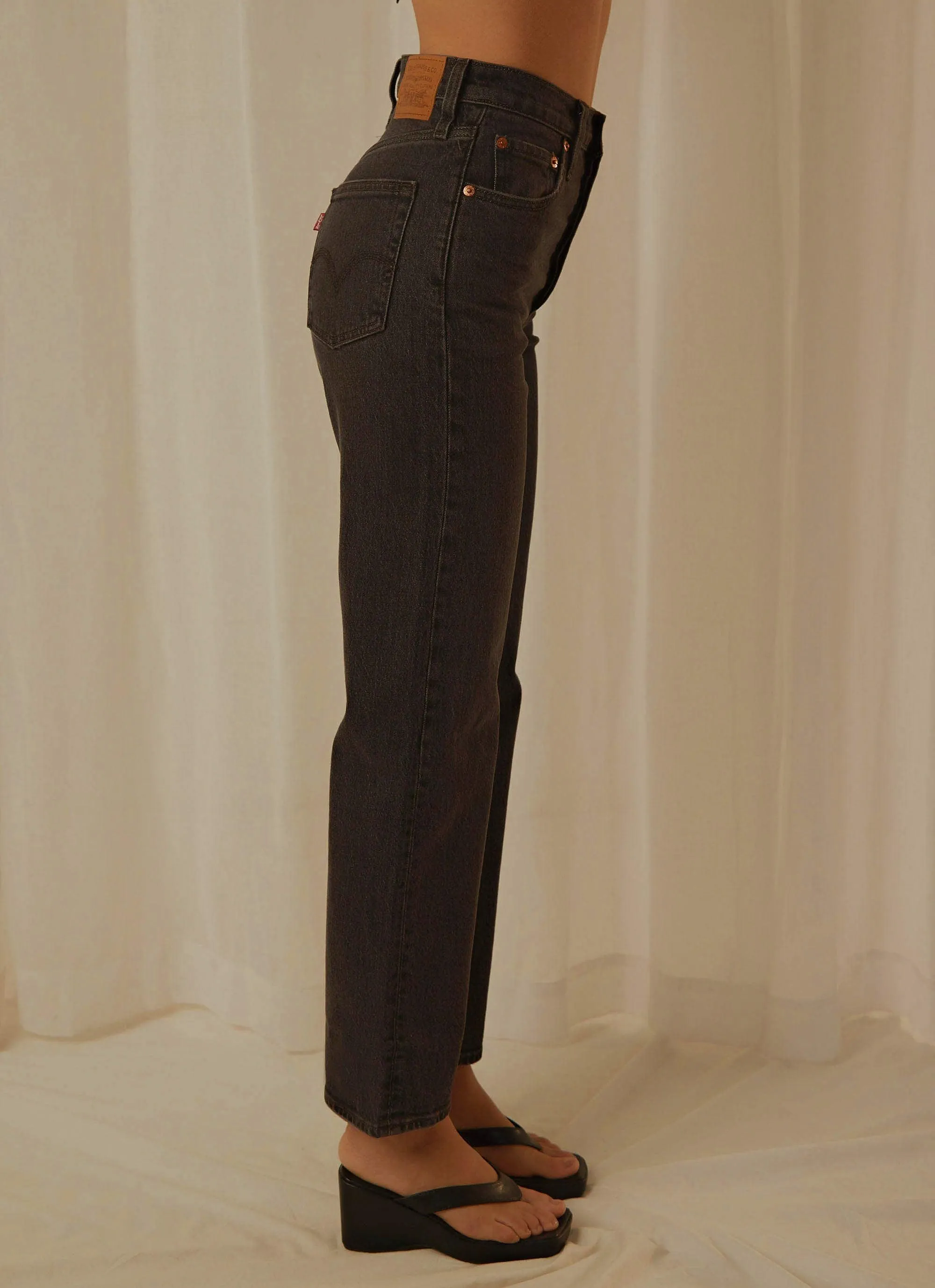 Ribcage Straight Ankle Jeans - Feelin' Cagey