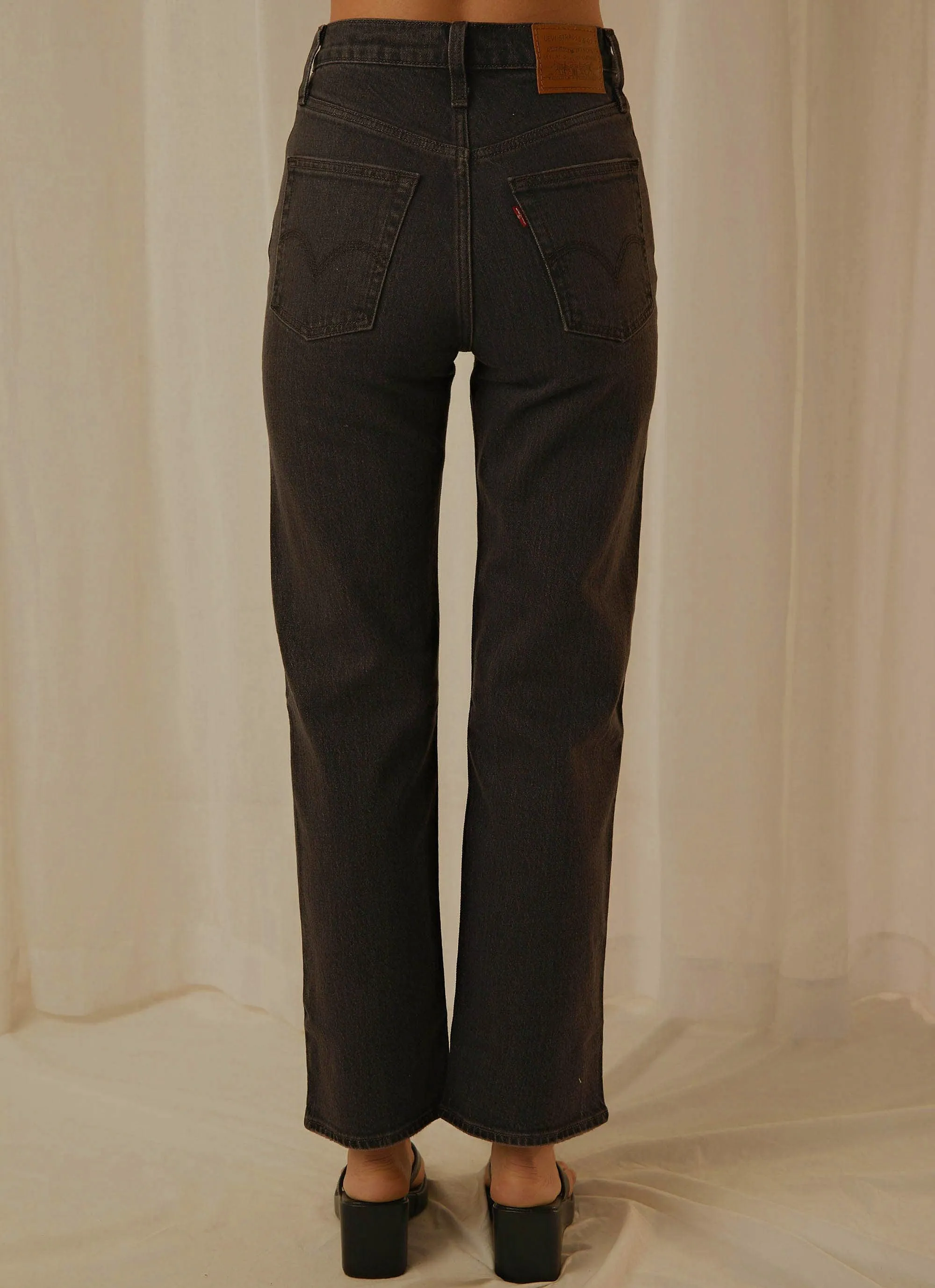 Ribcage Straight Ankle Jeans - Feelin' Cagey