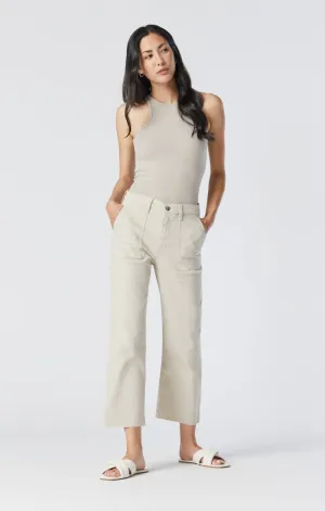 SHELIA FRONT POCKET STRAIGHT PANTS IN PUMICE STONE TWILL