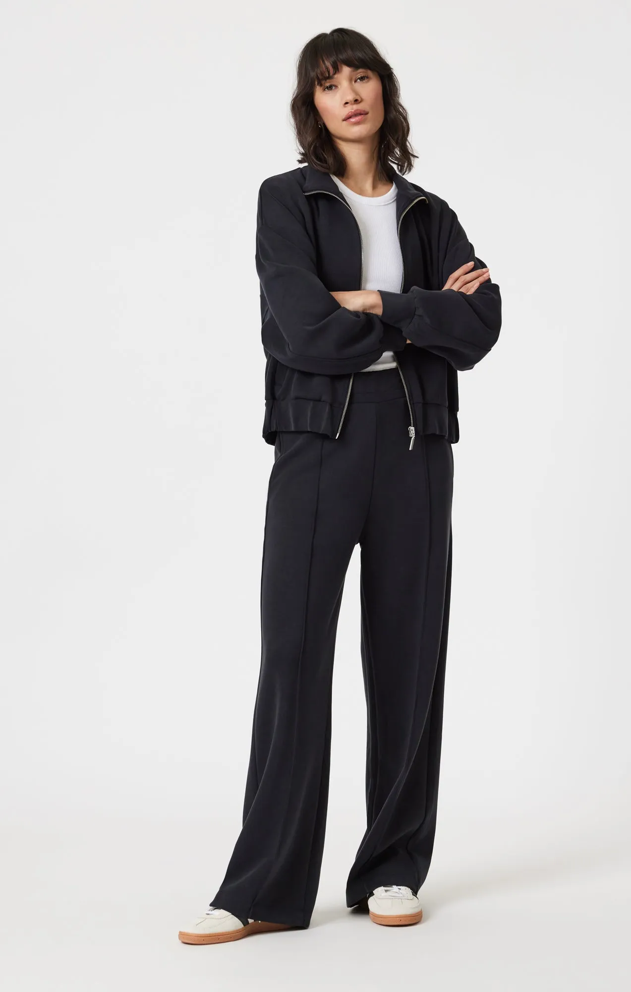 SPORTY LUXE TENCEL™ PANTS IN BLACK