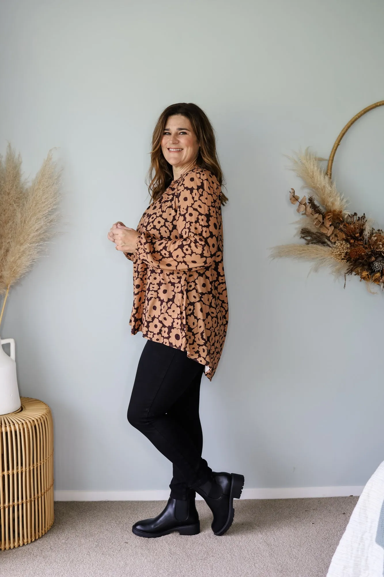 Sunday Boho Vikki Top Tan Floral