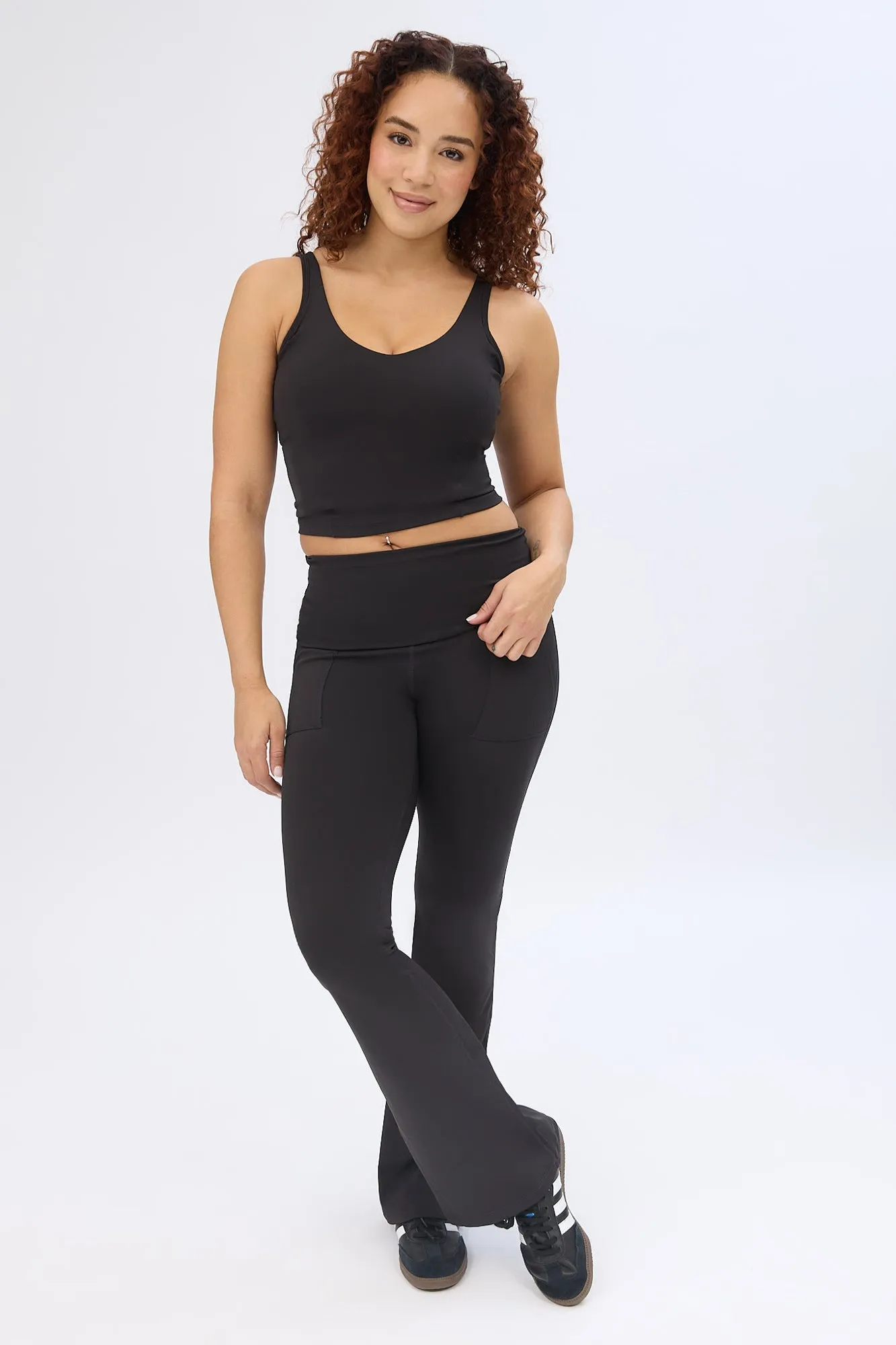 Super Smooth Fold-Over Flare Pocket Leggings