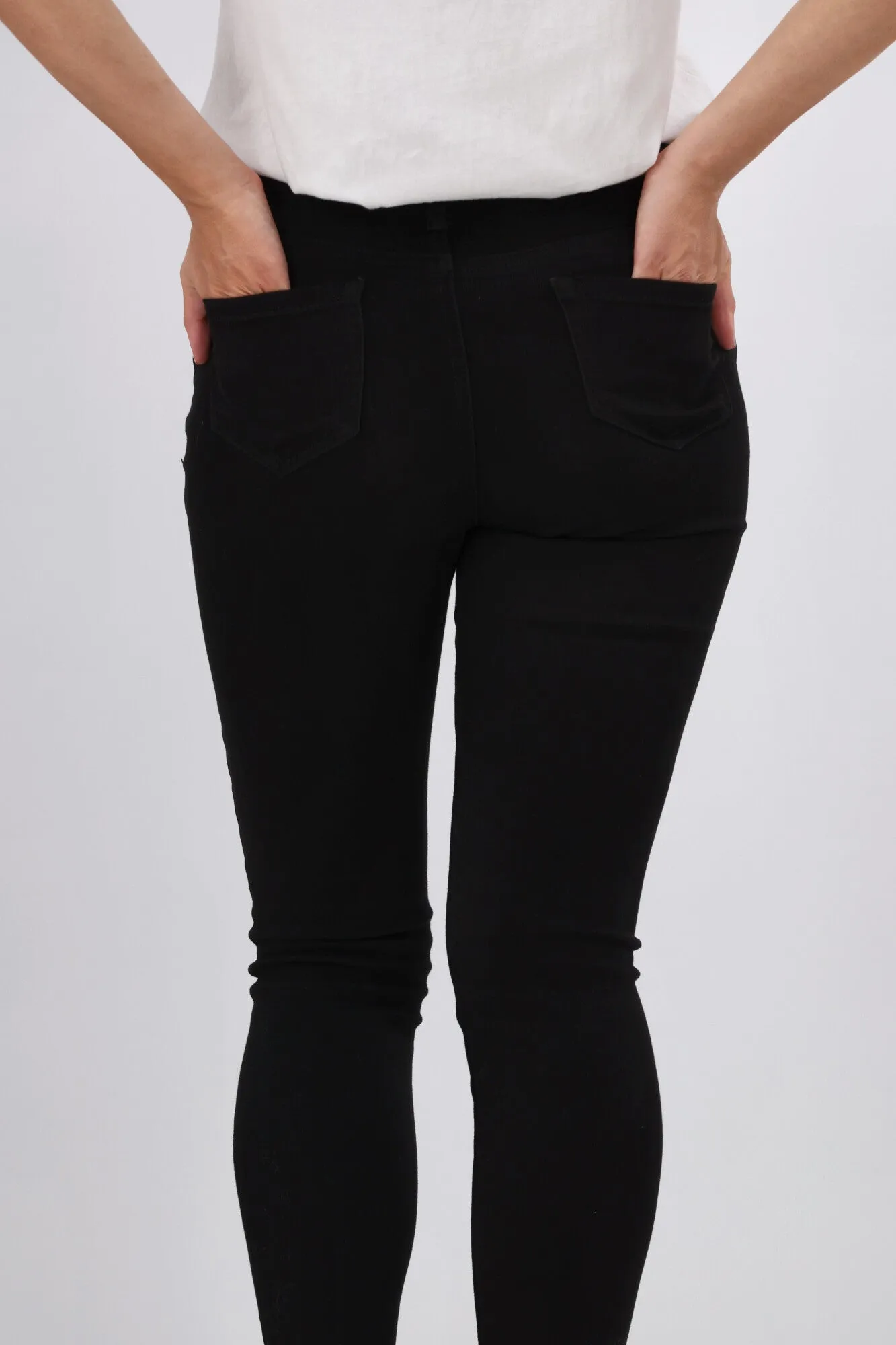 Wakee Denim Courtney Jean Black