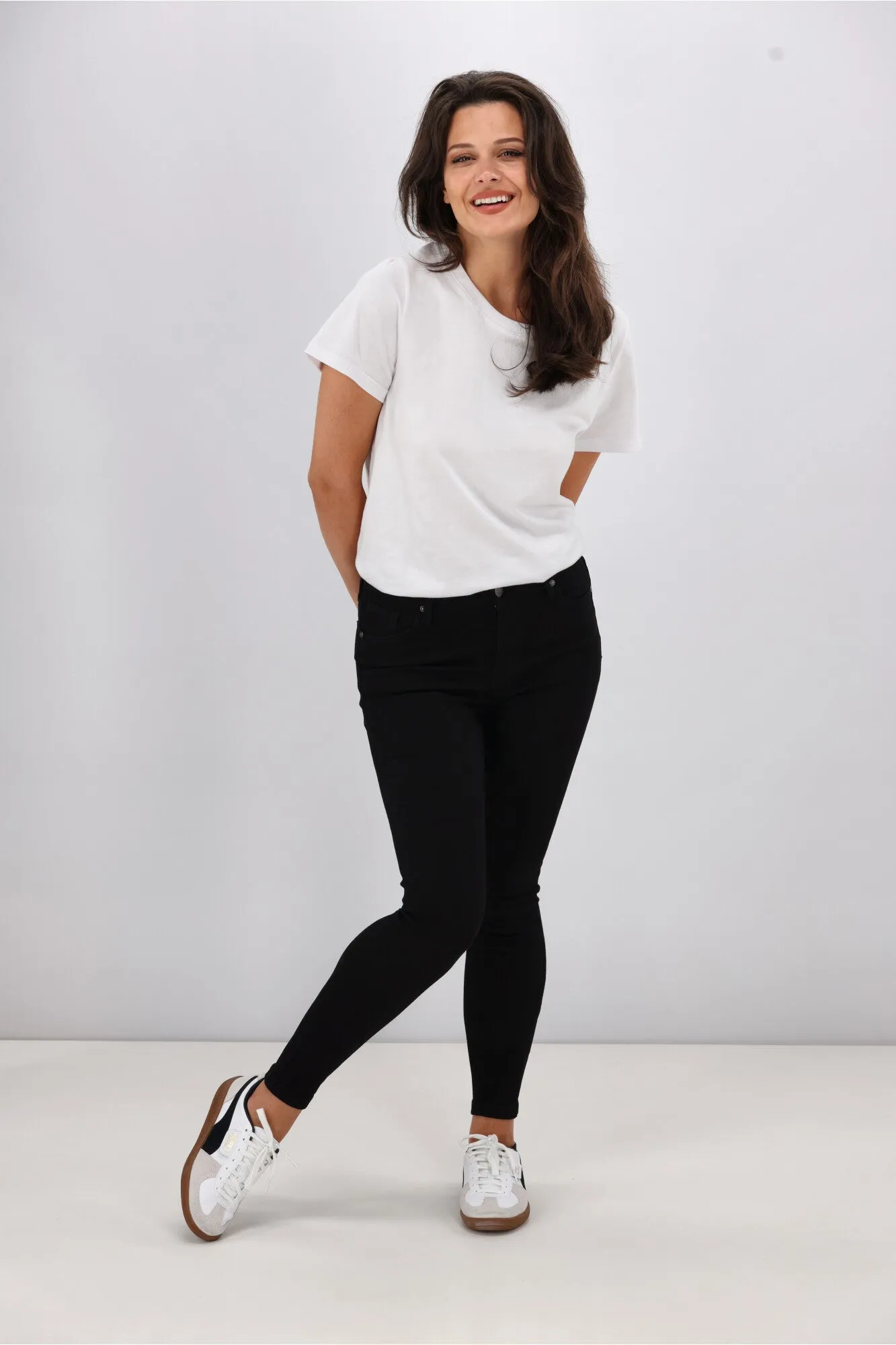 Wakee Denim Courtney Jean Black