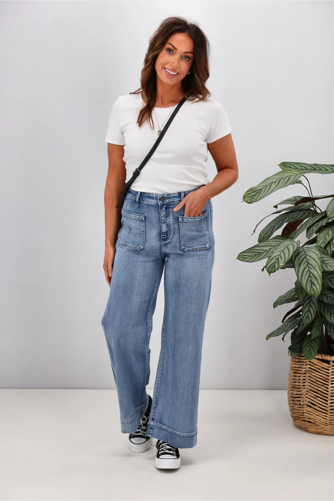 Wakee Lizzy Jean Washed Blue