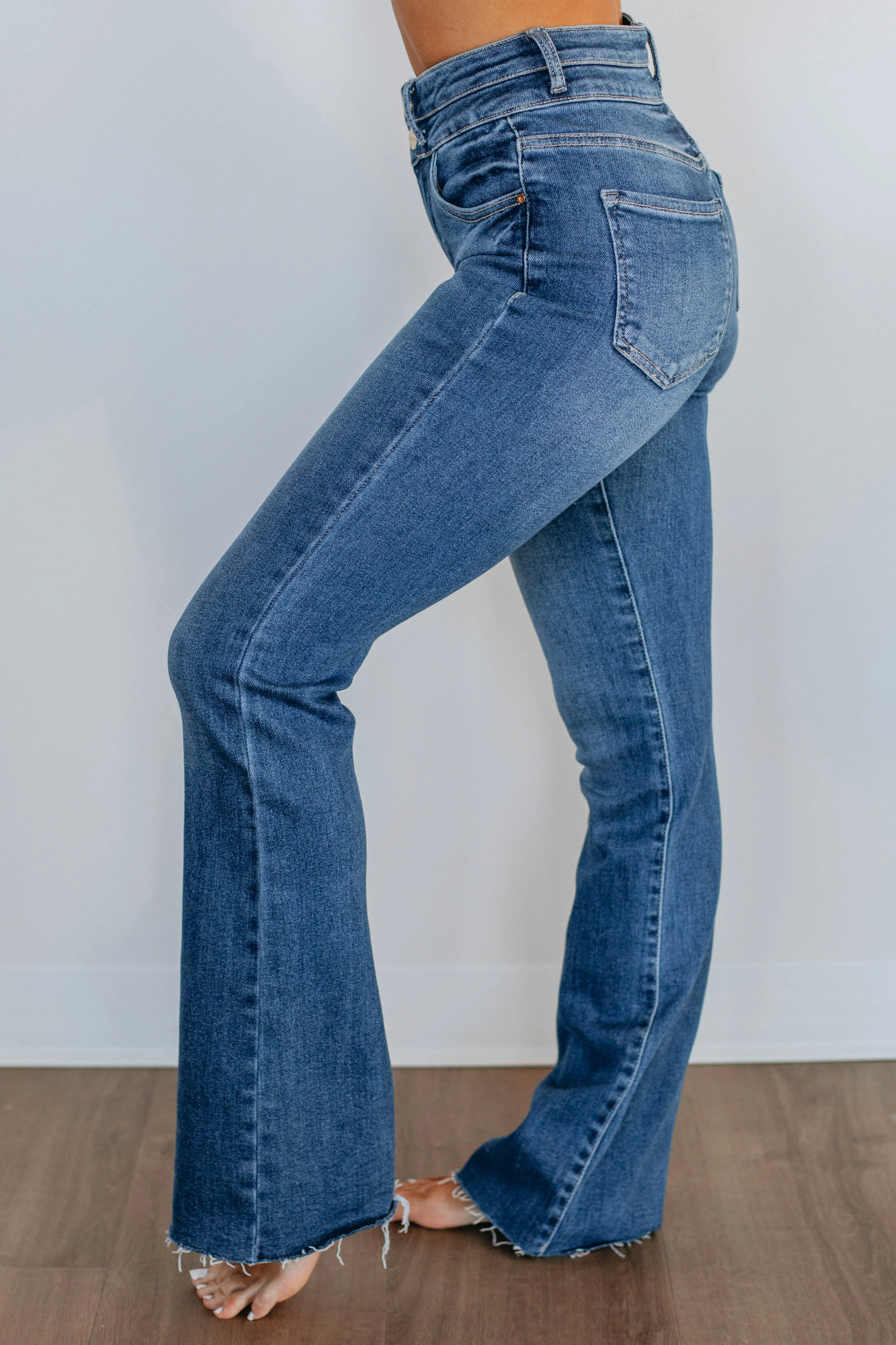 Wilder Risen Jeans - Medium Wash