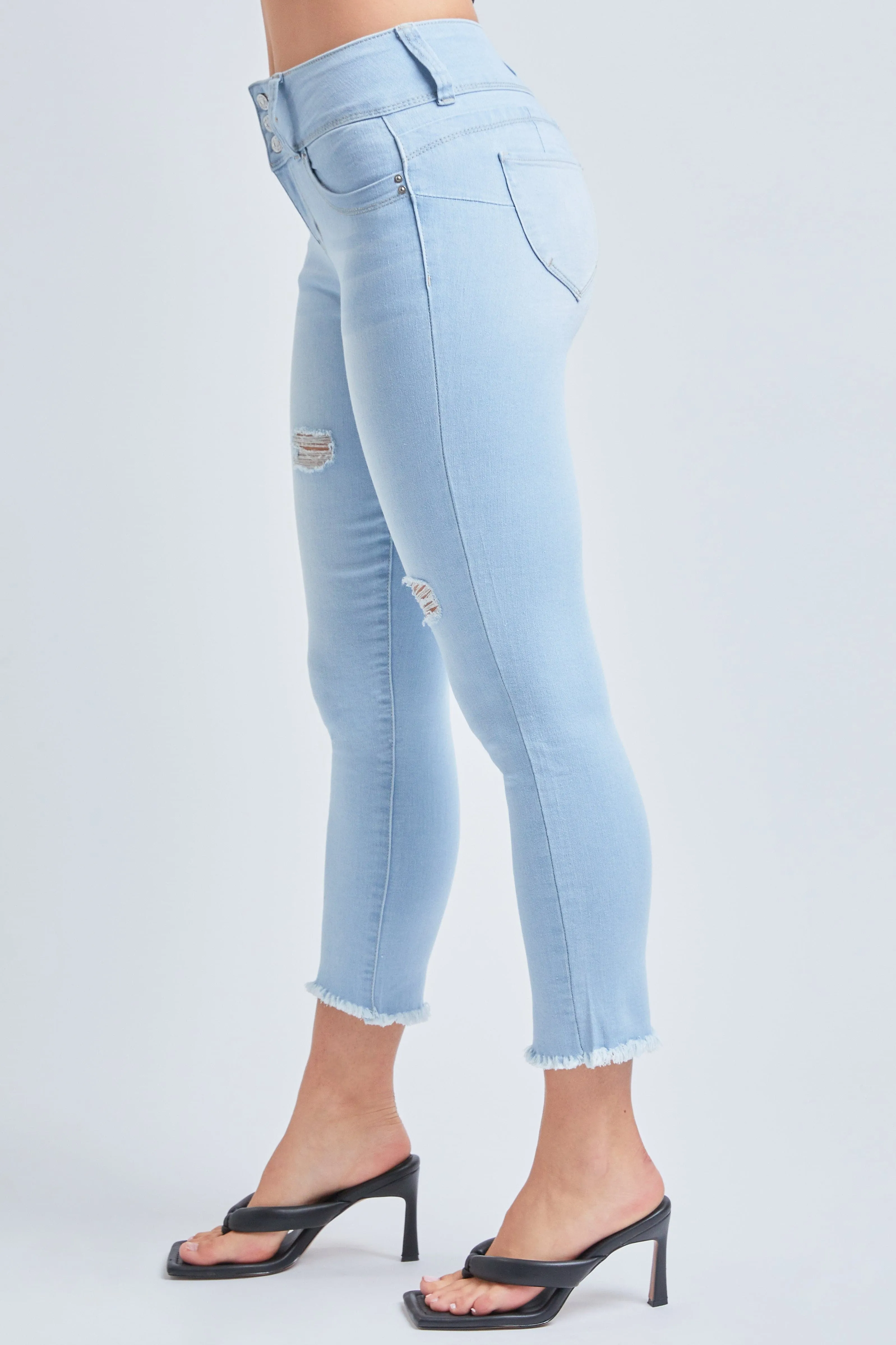 Women's WannaBettaButt 3-Button Fray Hem Flood