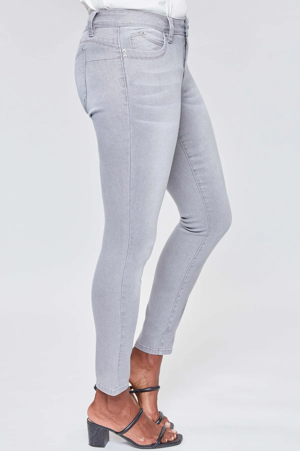 Women's WannaBettaButt  Mid Rise Regular Hem Skinny Sustainable Jean