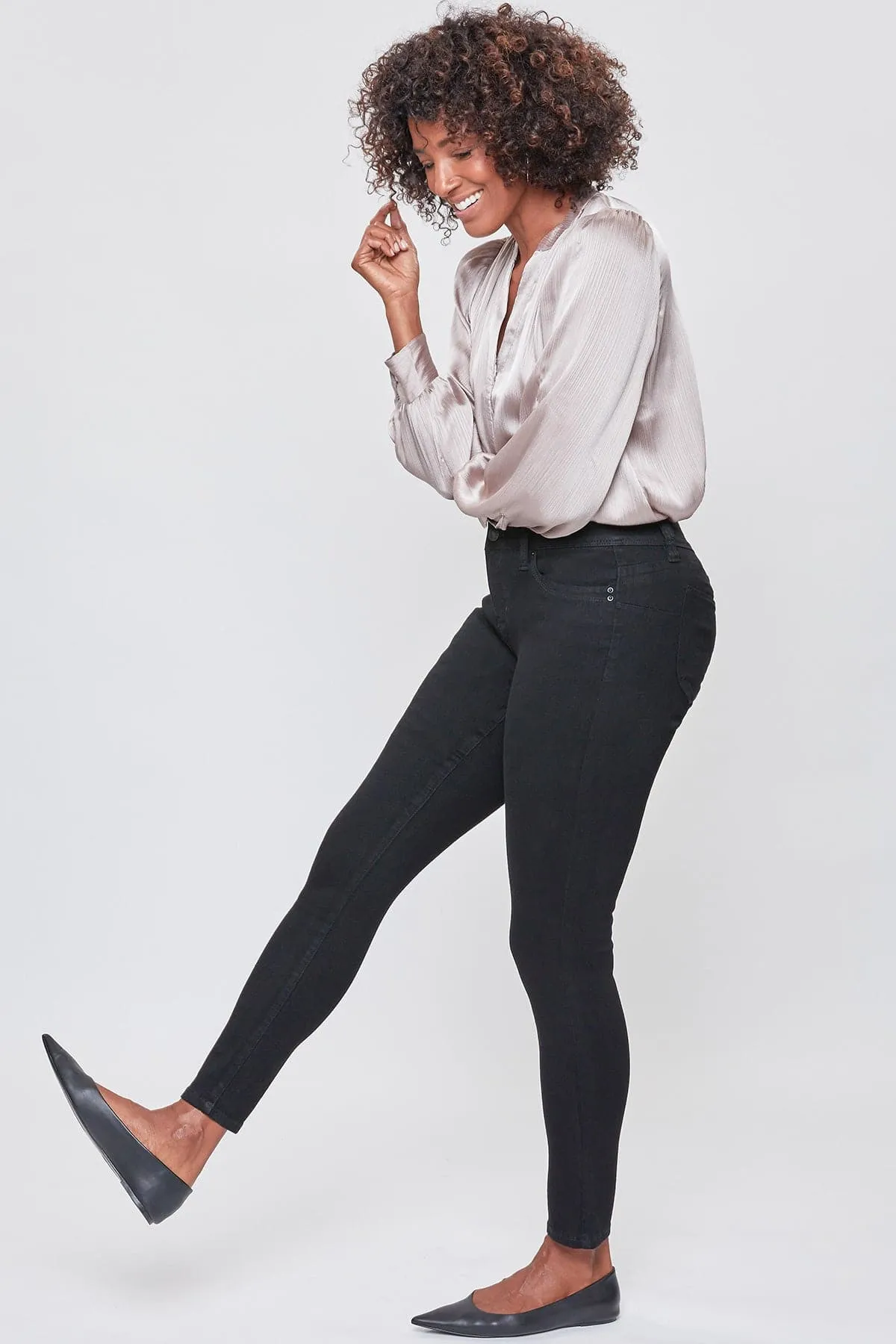 Women's WannaBettaButt  Mid Rise Regular Hem Skinny Sustainable Jean