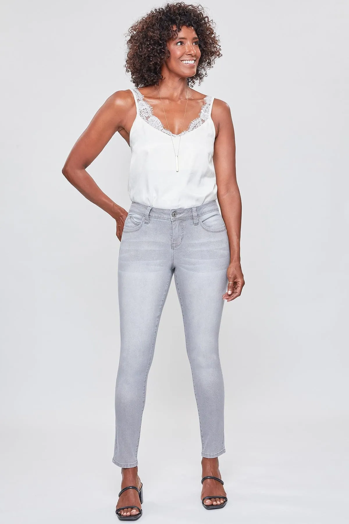 Women's WannaBettaButt  Mid Rise Regular Hem Skinny Sustainable Jean