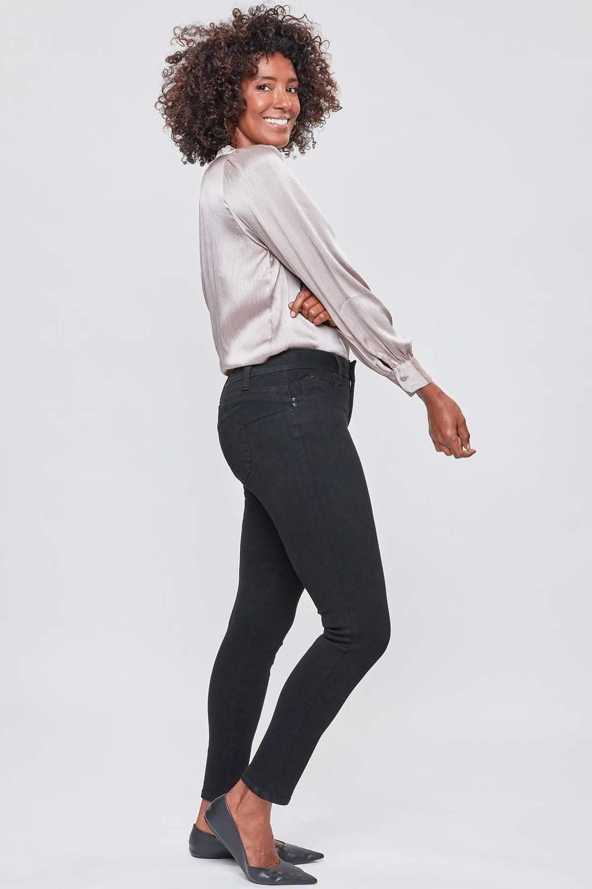 Women's WannaBettaButt  Mid Rise Regular Hem Skinny Sustainable Jean