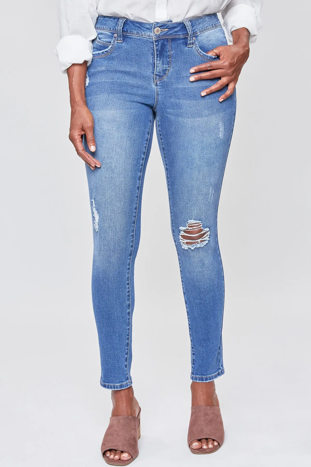 Women's WannaBettaButt  Mid Rise Regular Hem Skinny Sustainable Jean