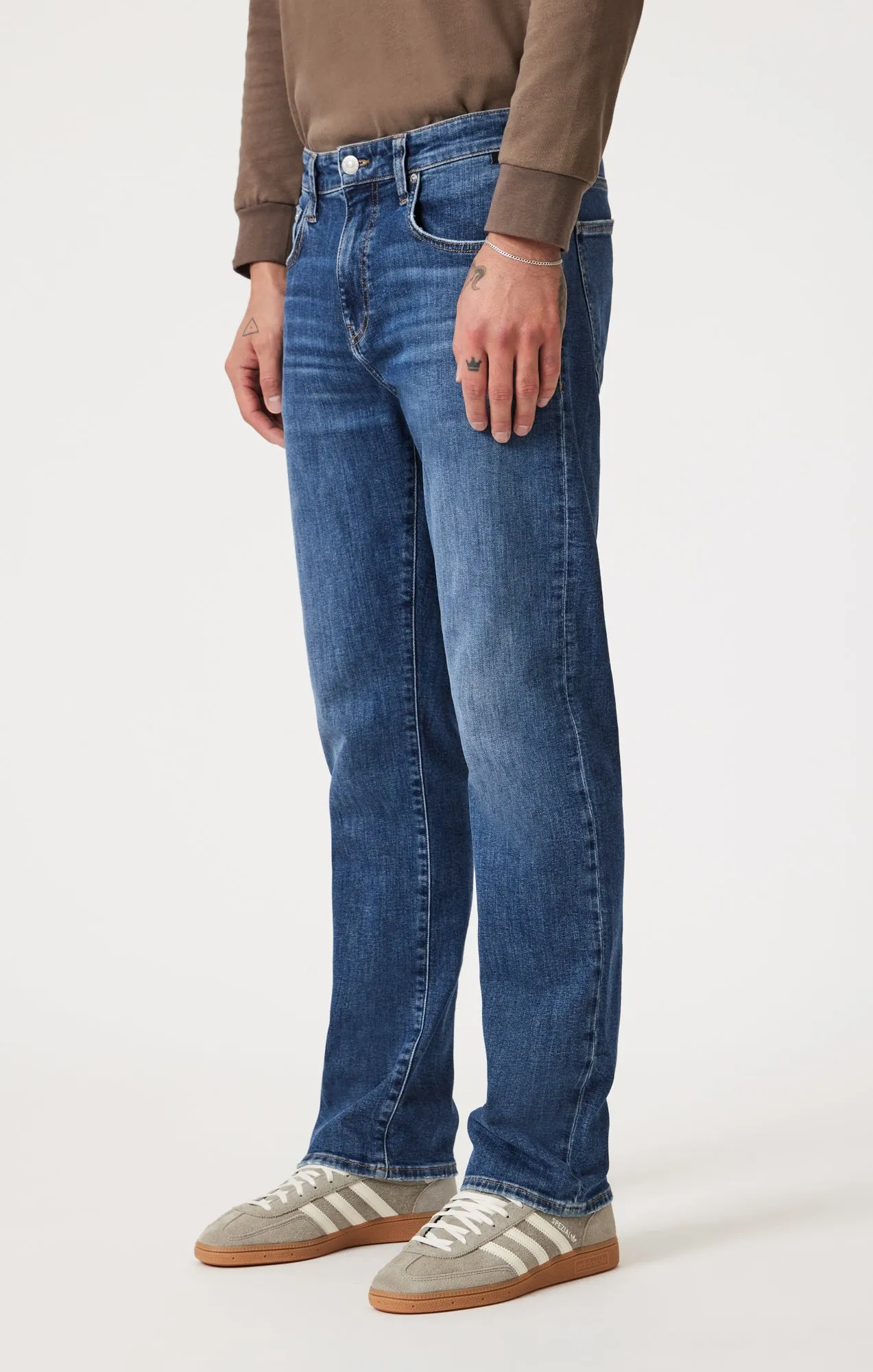 ZACH STRAIGHT LEG IN DARK BRUSHED CLASSIC BLUE