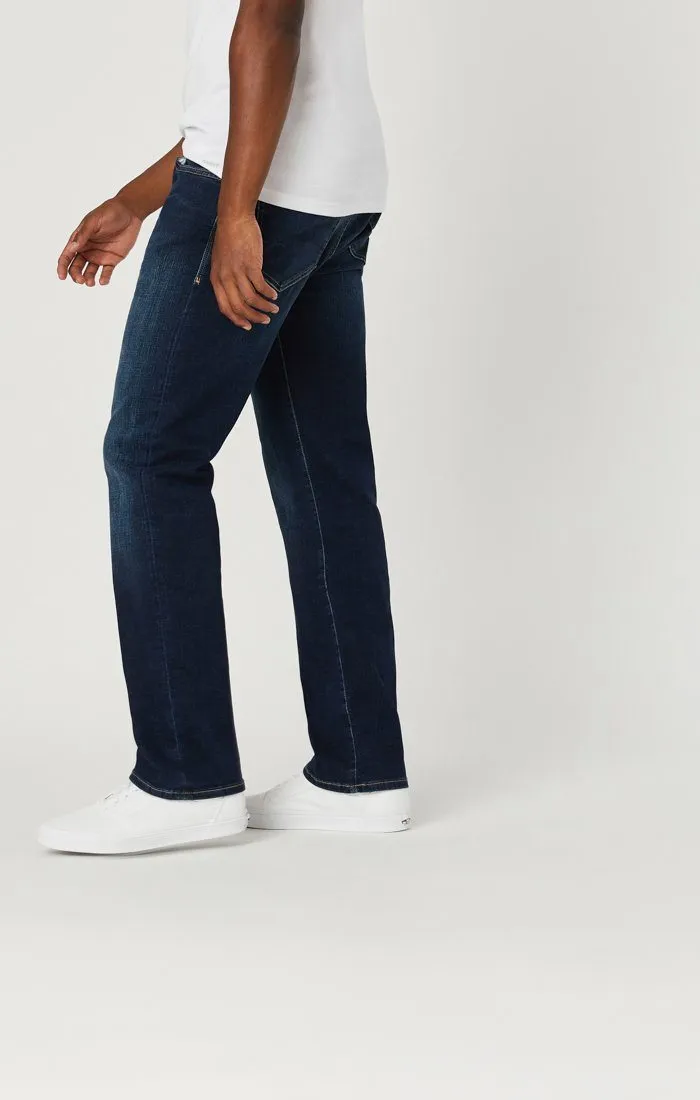 ZACH STRAIGHT LEG JEANS IN DEEP BRUSHED ORGANIC MOVE