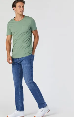 ZACH STRAIGHT LEG JEANS IN MID INDIGO BRUSHED WILLIAMSBURG