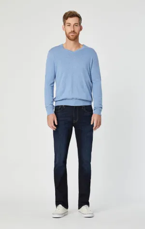 ZACH STRAIGHT LEG JEANS IN RINSE BRUSHED WILLIAMSBURG